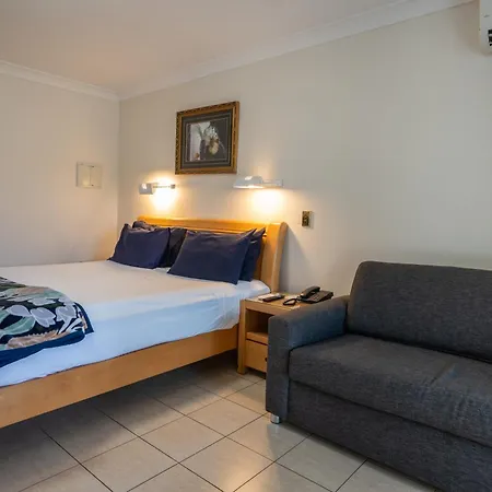 Novena Palms Motel-2